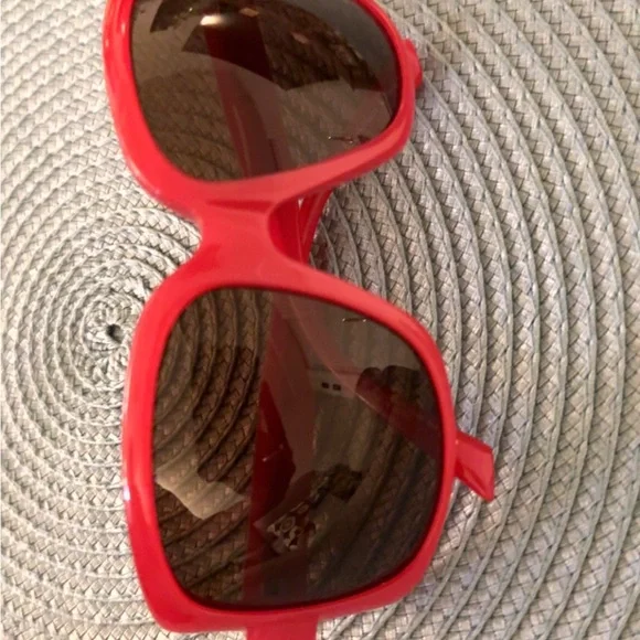 Dior サングラス 赤 スクエア Dior | Accessories | Stylish Red Square Sunglasses | Poshmark